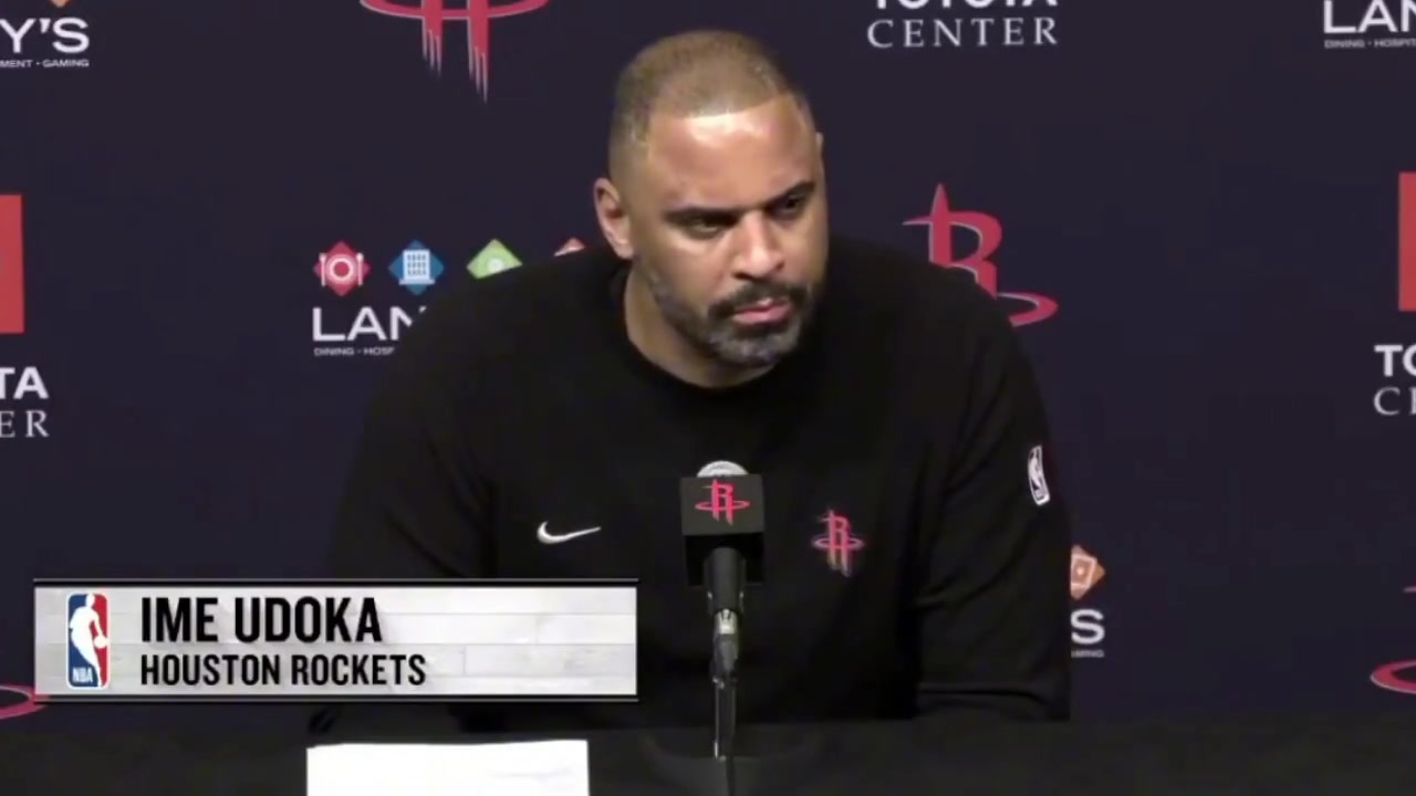 烏度卡一開始體能球移動等都出問題了 不認為申京能解決這問題