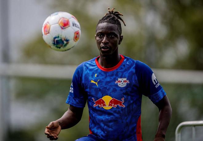 德天：巴黎FC欲購(gòu)萊比錫中場(chǎng)海達(dá)拉，未達(dá)口頭協(xié)議