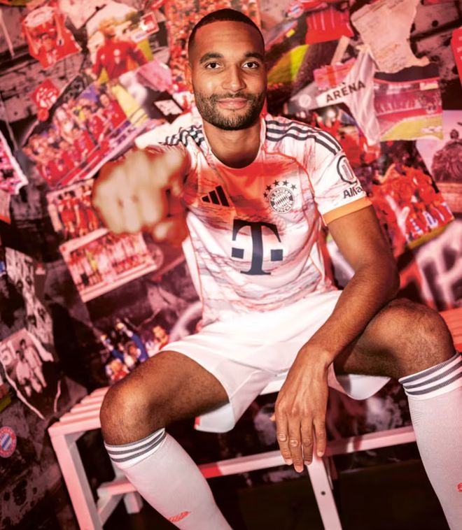 塔身教榜樣，激勵(lì)隊(duì)友，學(xué)詹姆小羅之風(fēng)