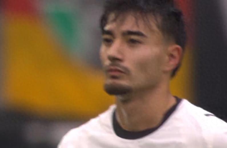 卡斯特羅普德甲首勝！迪亞斯險(xiǎn)些被孔帕尼淘汰后暴怒 門興領(lǐng)到4年來(lái)最快紅牌