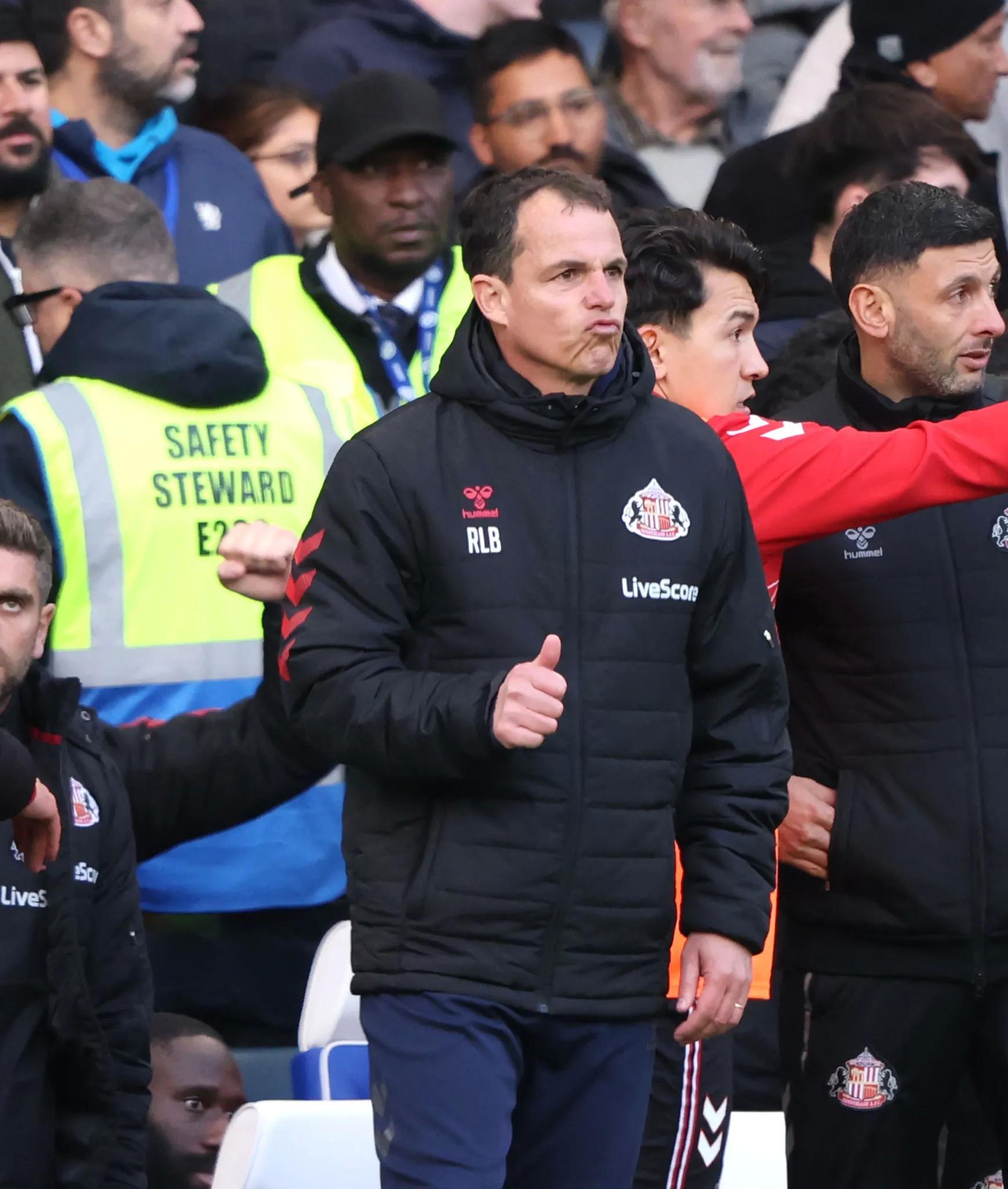 《太陽(yáng)報(bào)》：桑德蘭主帥有溫格的影子 善于發(fā)現(xiàn)潛力人才