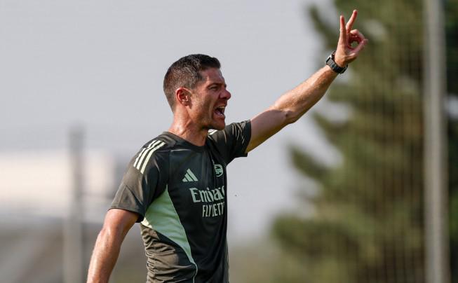 稱(chēng)號(hào)：阿隆索成為歷史上第三位連續(xù)兩個(gè)賽季帶領(lǐng)不同球隊(duì)征戰(zhàn)安菲爾德的歐洲賽事的人